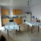 Комнаты в гостевом доме Альфия - Кухня и душ
